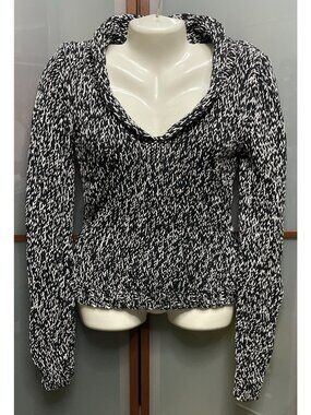 Moda International Y2K Black & WhiteCollared V-Neck Longsleeve Knit Sweater Emo